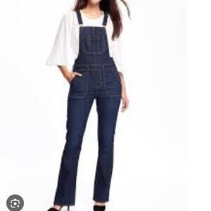 Old Navy Women's  Flare Denim overalls Blue Size 2